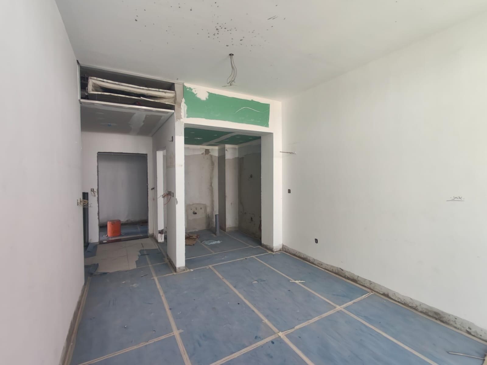 Maimoon Gardens - Construction