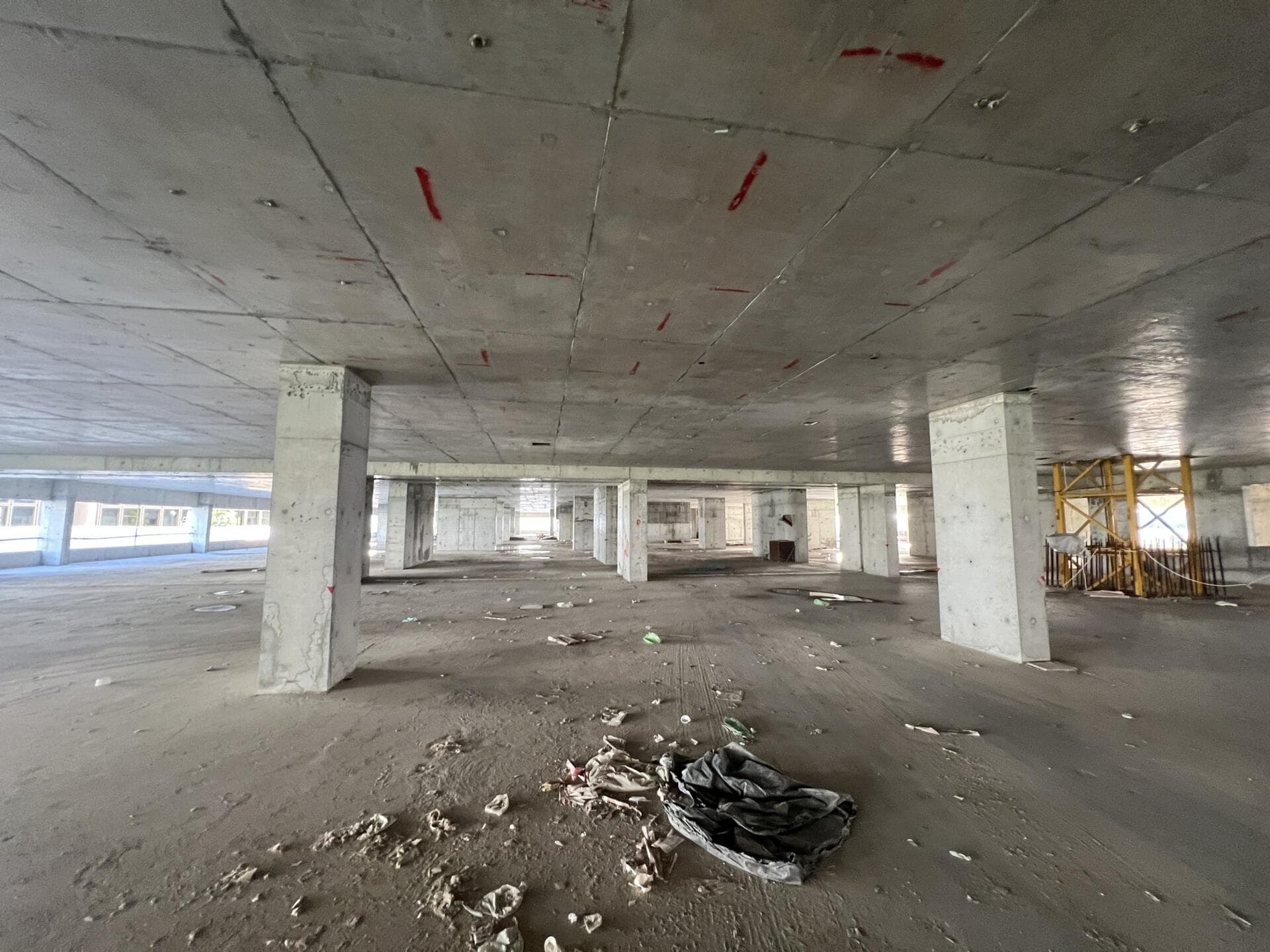 Haus of Tenet - Construction