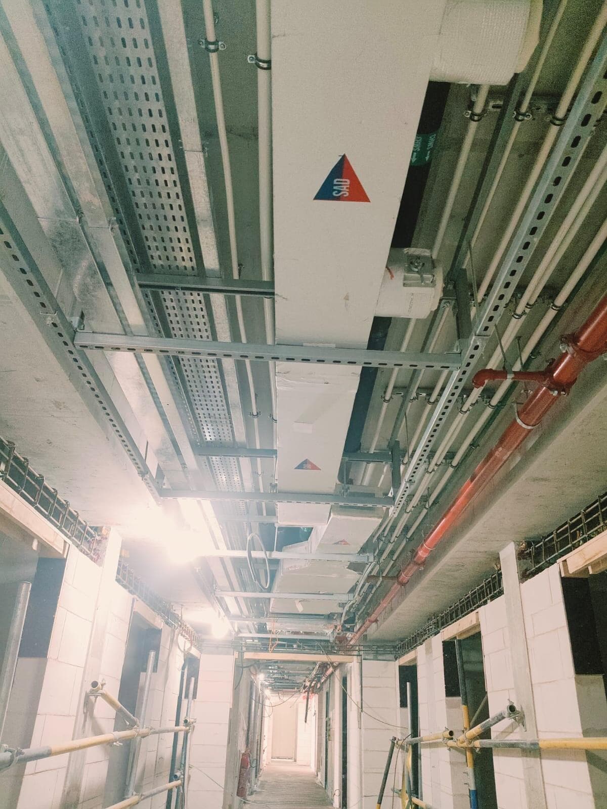 350 Riverside Crescent - Construction