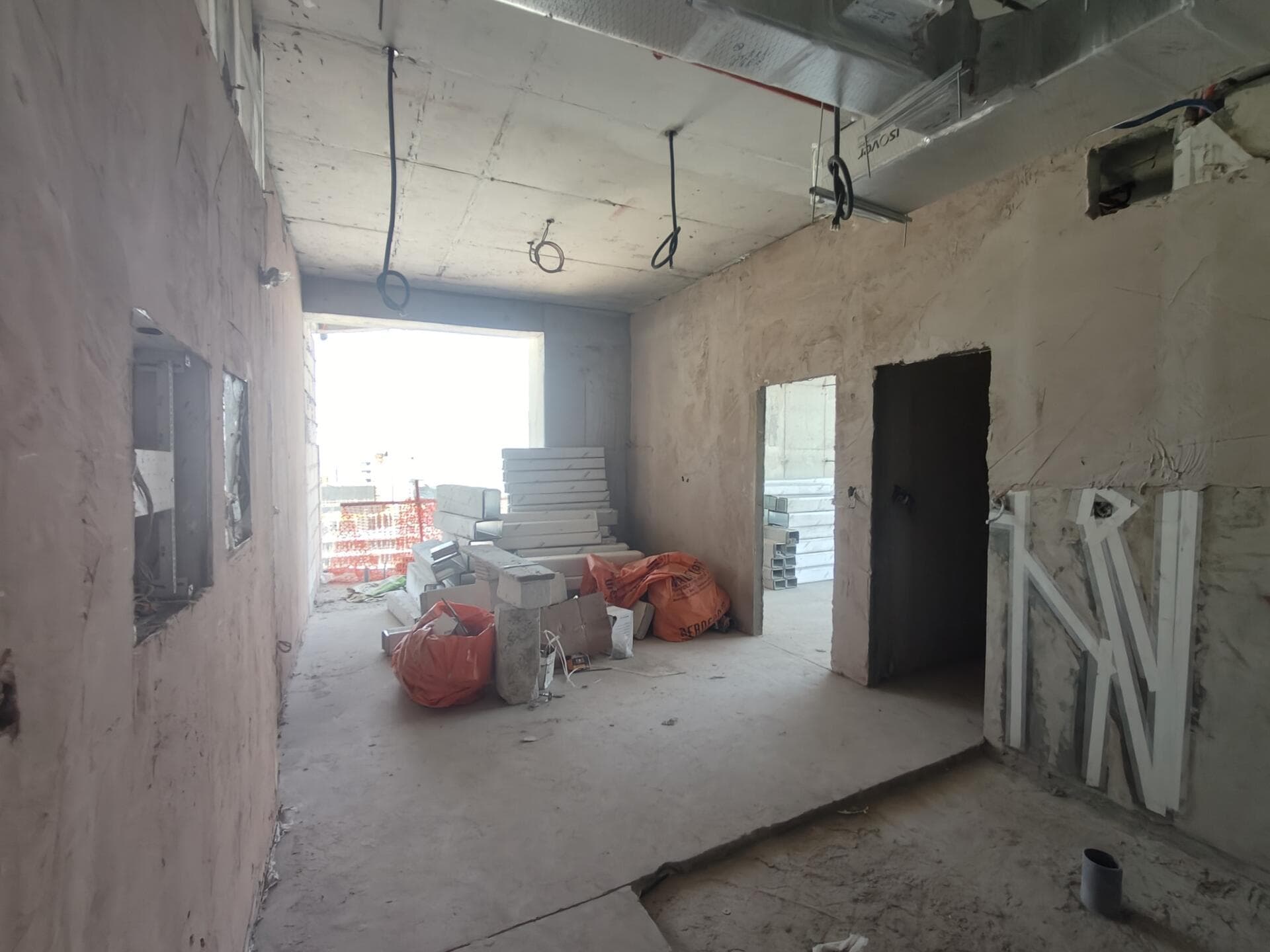 Fashionz - Construction