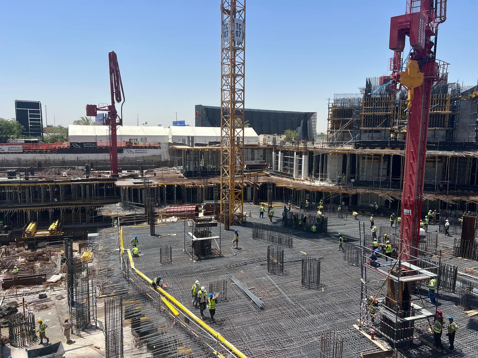 Binghatti Aquarise - Construction