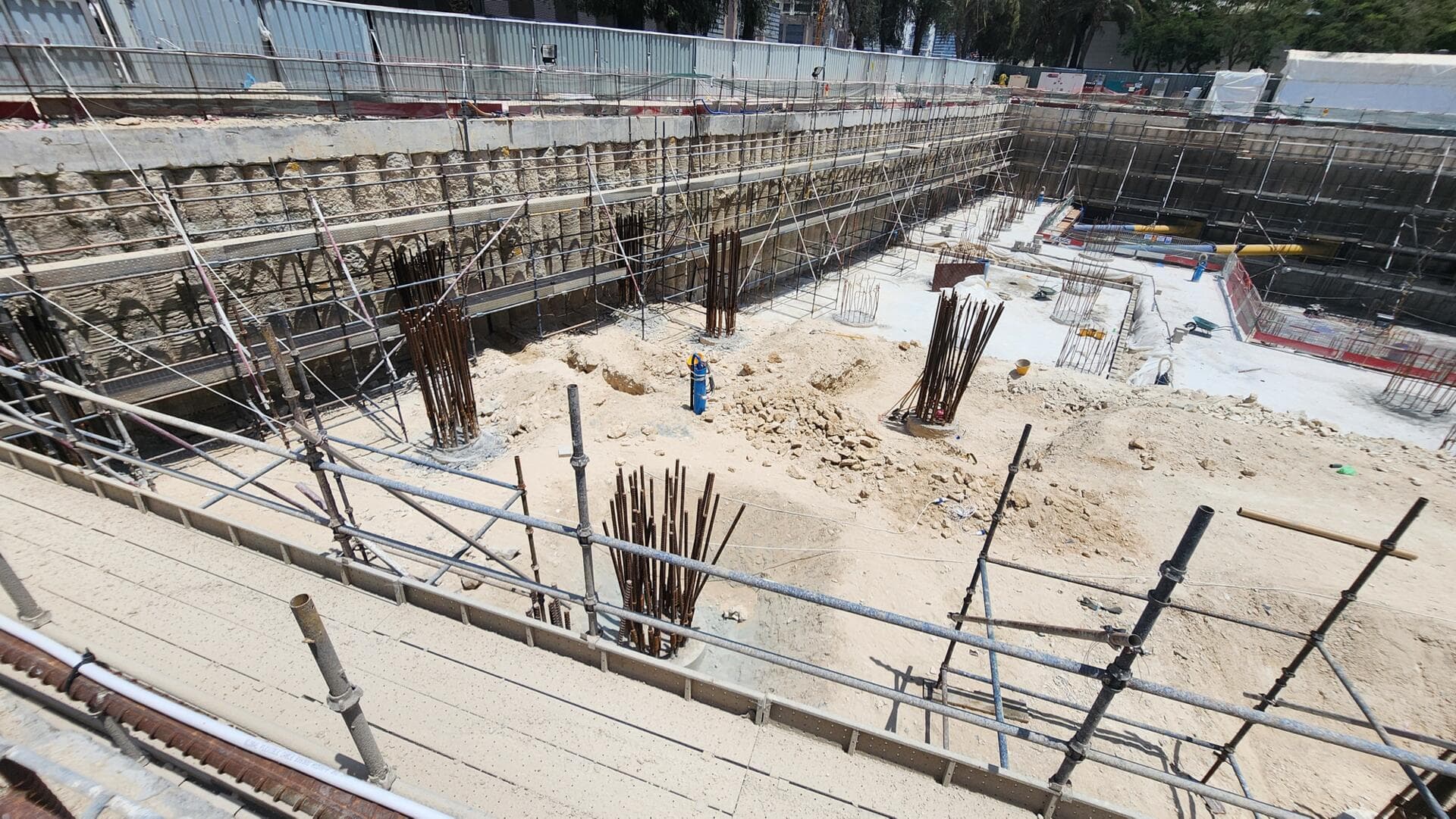 ELIRE Managed by LUX - Construction