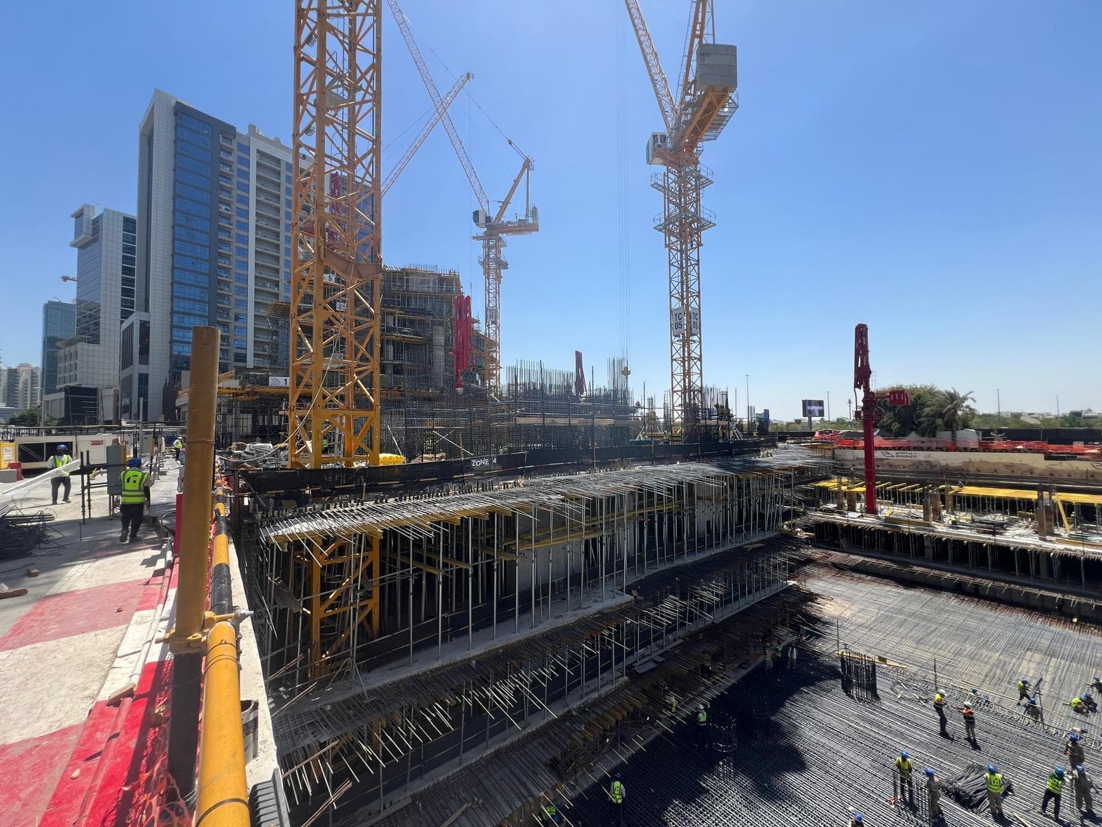 Binghatti Aquarise - Construction