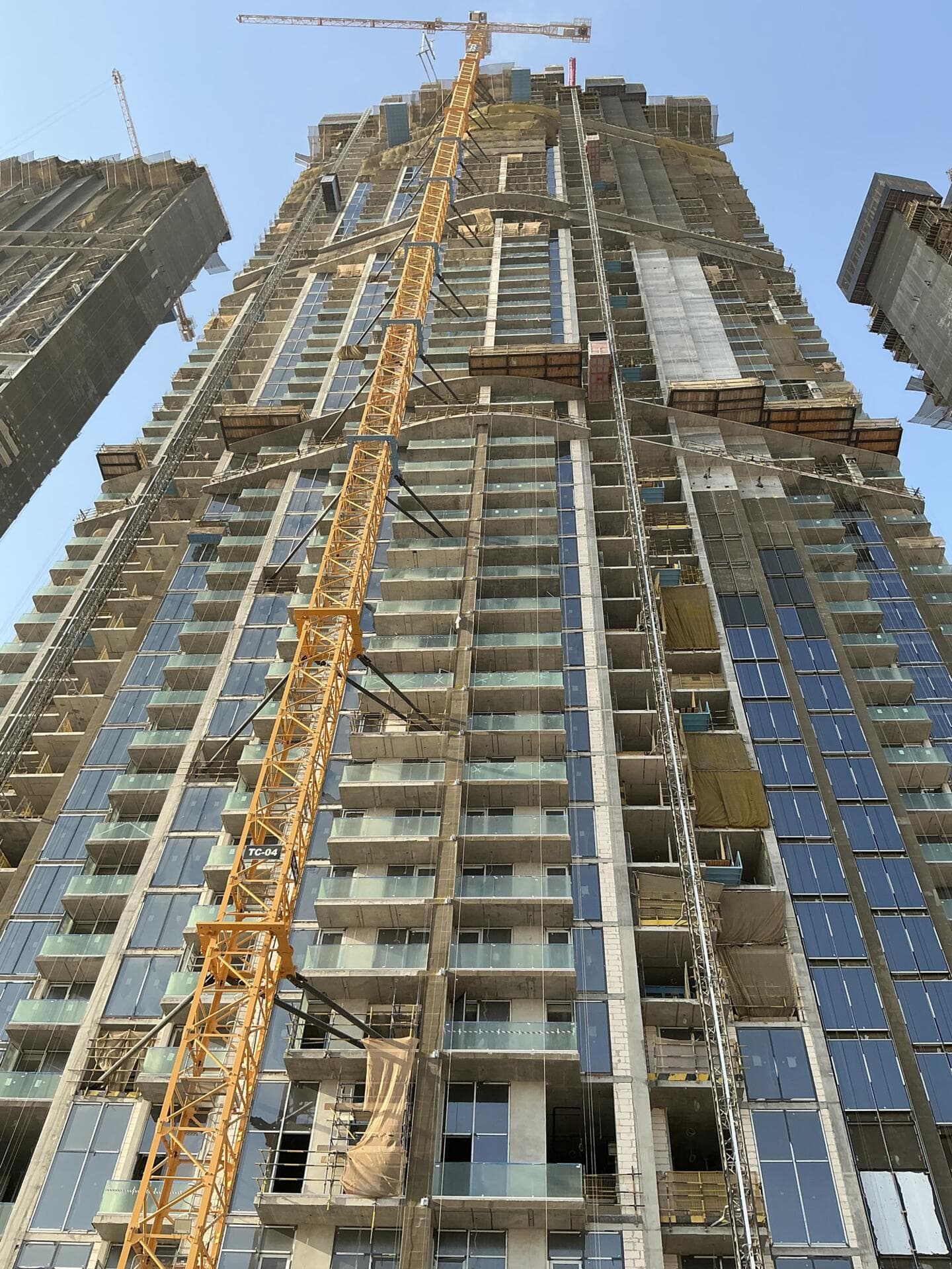 320 Riverside Crescent - Construction