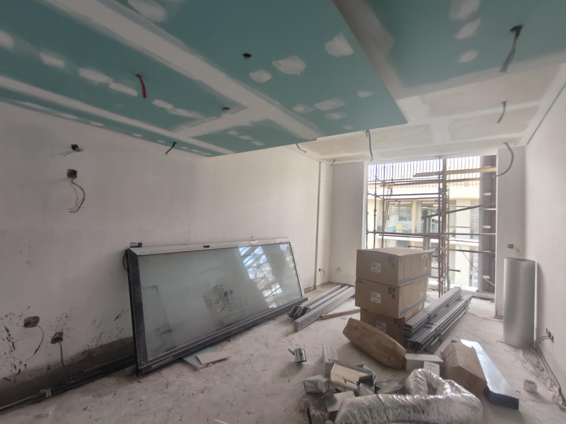 One Beverly - Construction