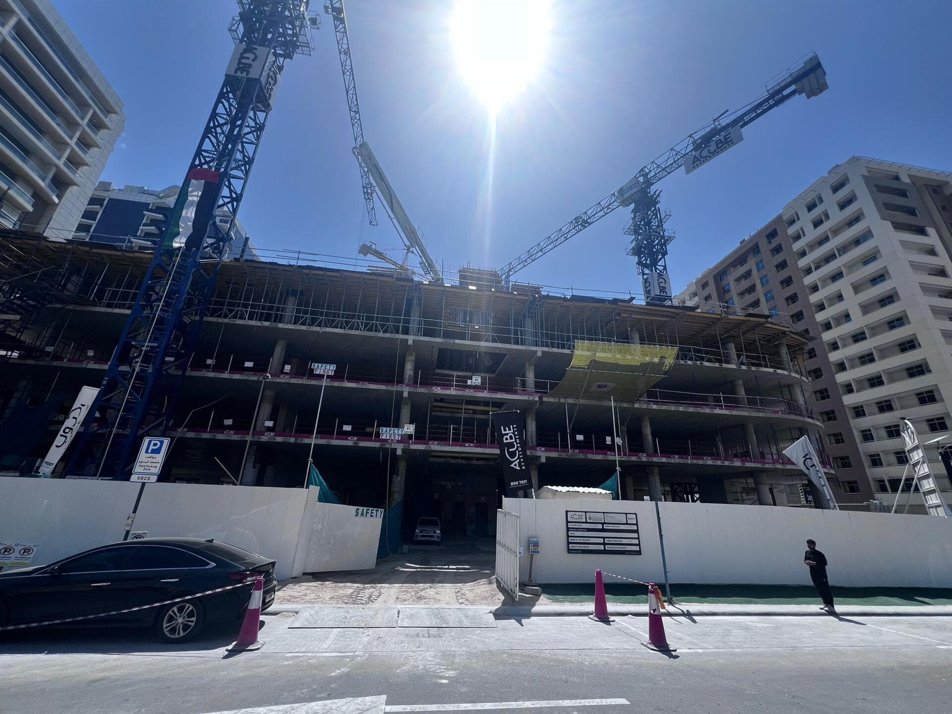 Vega - Construction