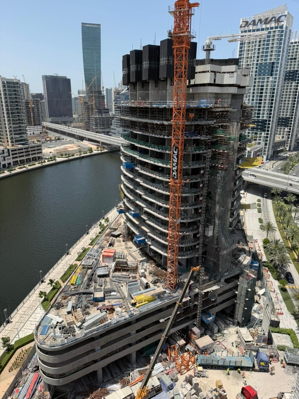 Canal Heights - Construction