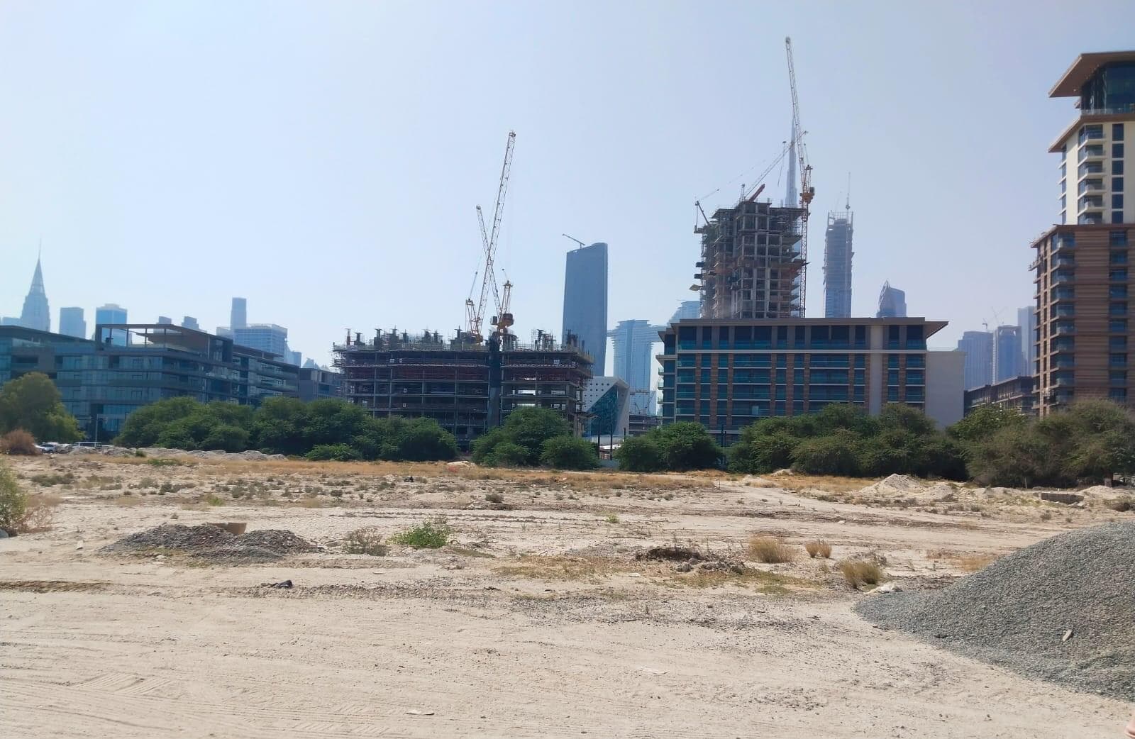City Walk Crestlane 4 - Construction