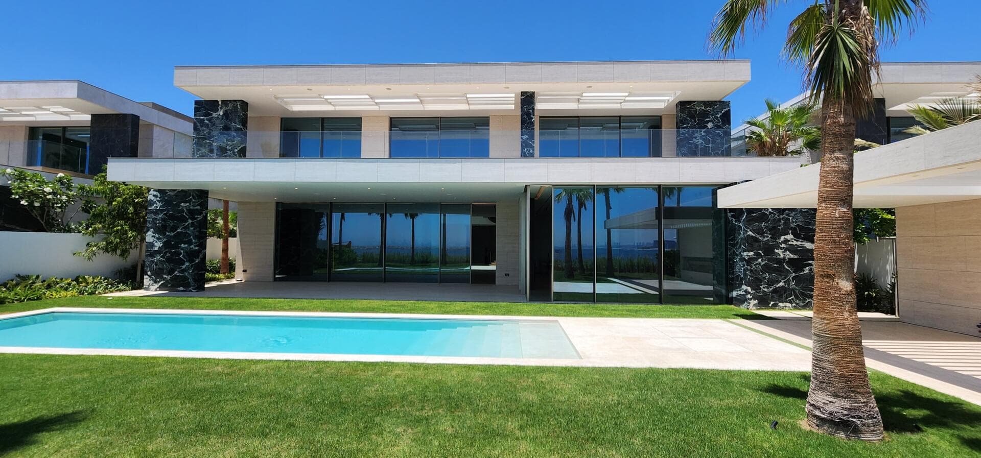 Eome Residences - Construction