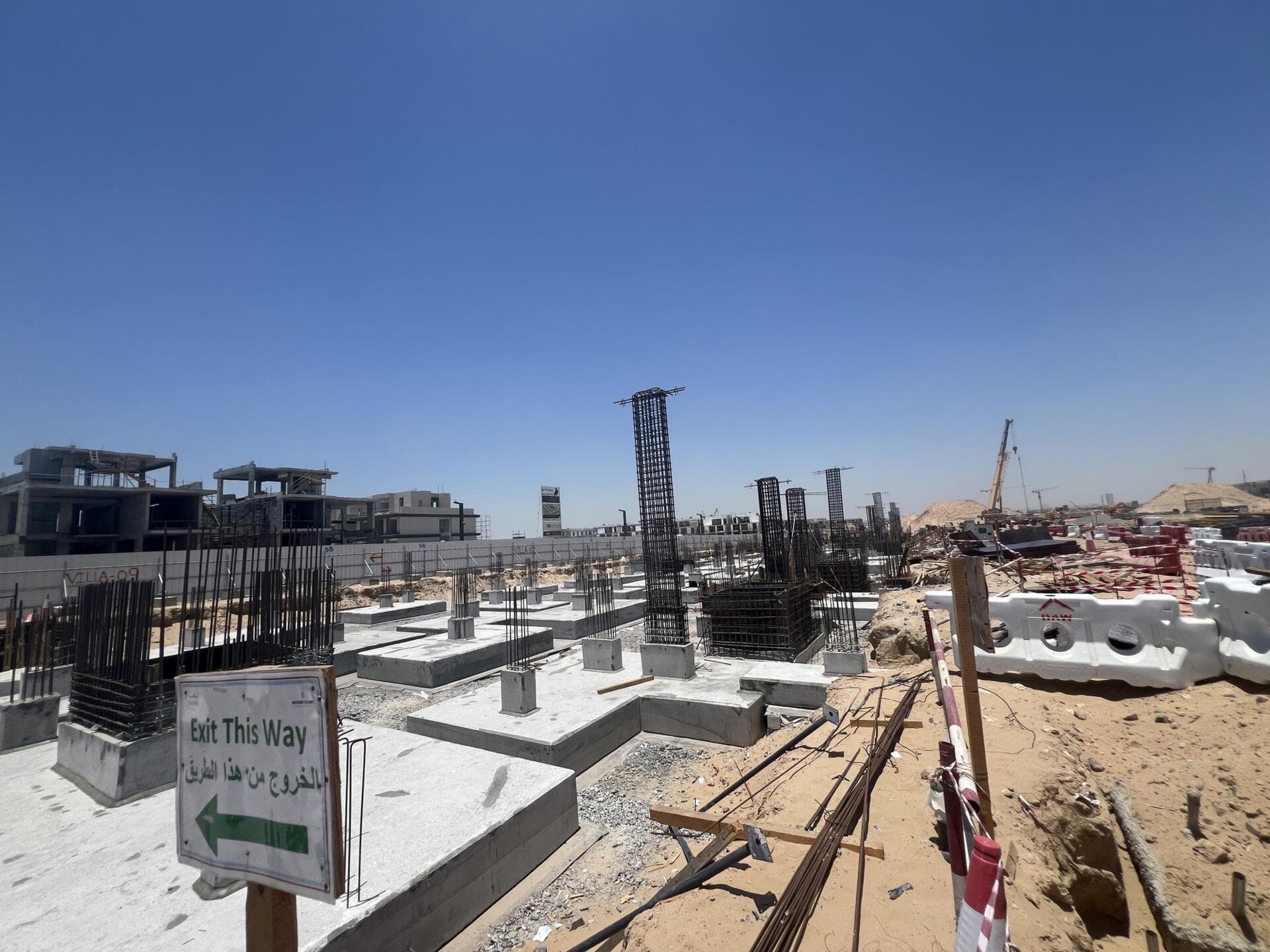 Karl Lagerfeld Villas - Construction