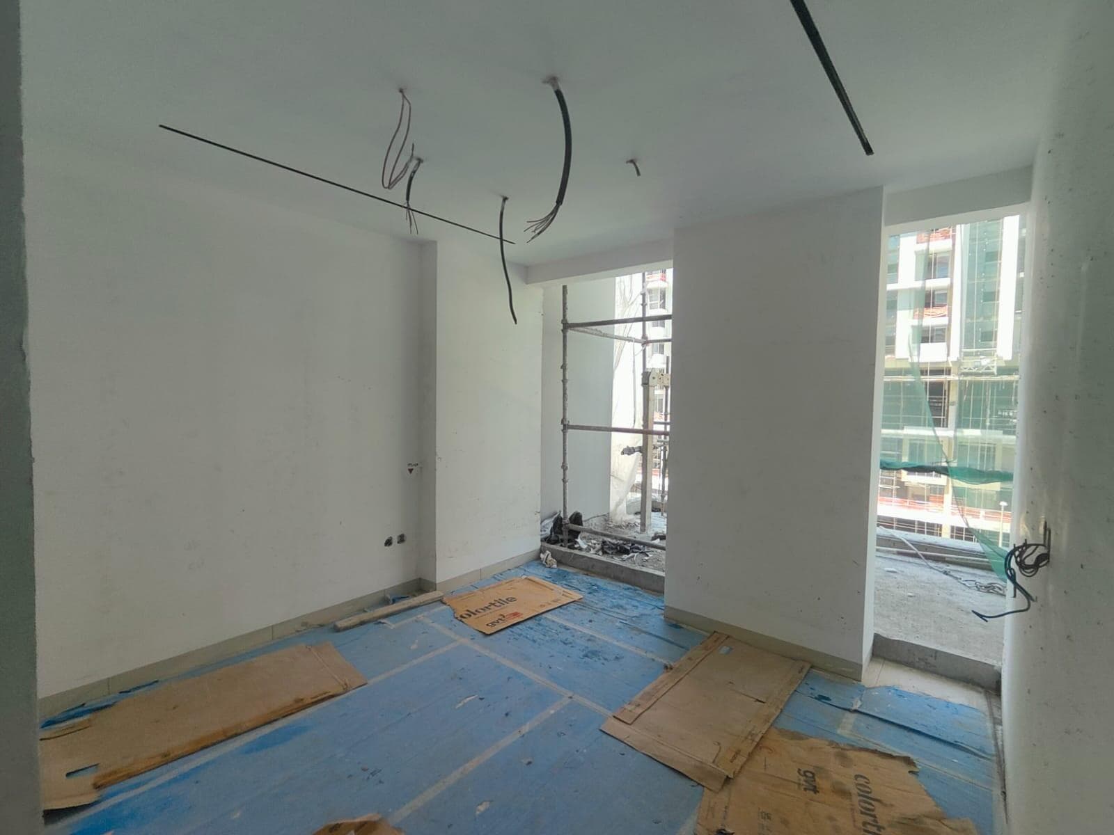Vue By Crystal Bay - Construction