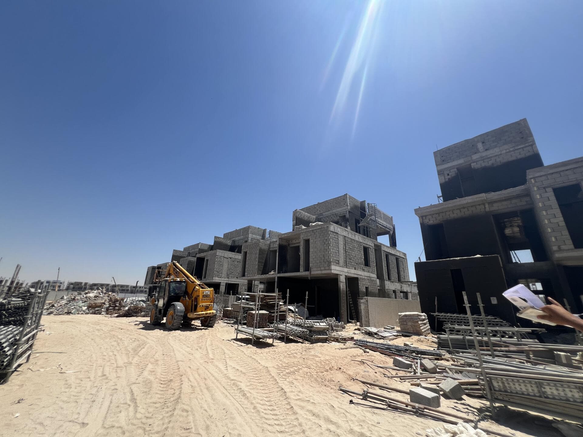 Lua Residences - Construction