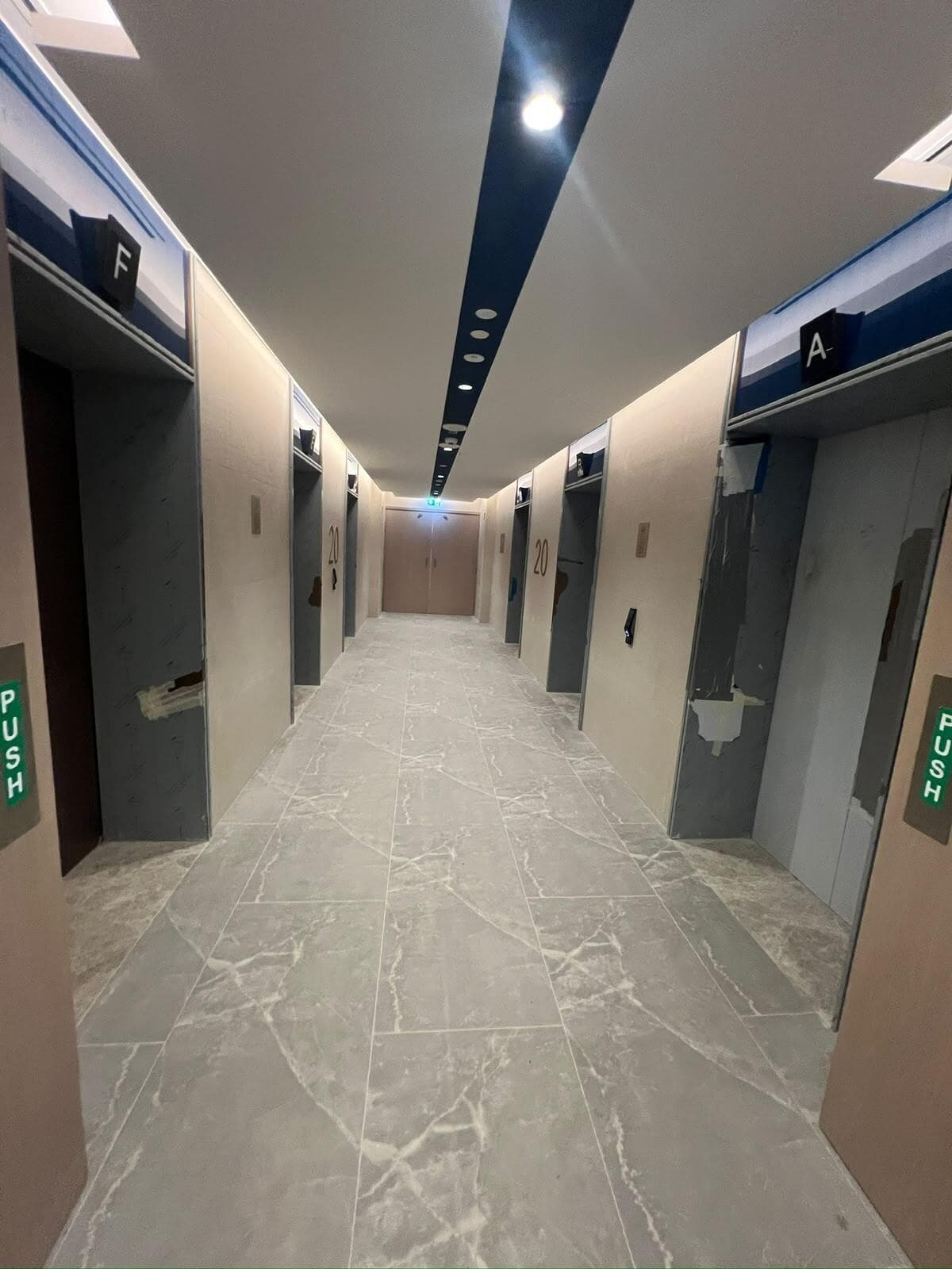 Peninsula Four - Construction