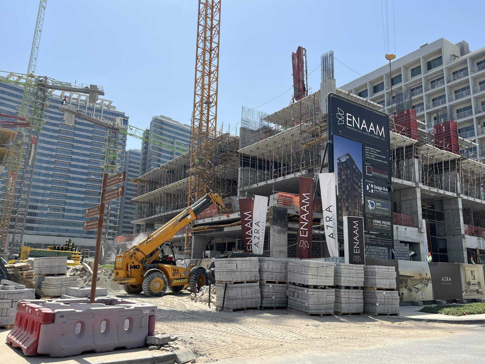 Azra Residence - Construction