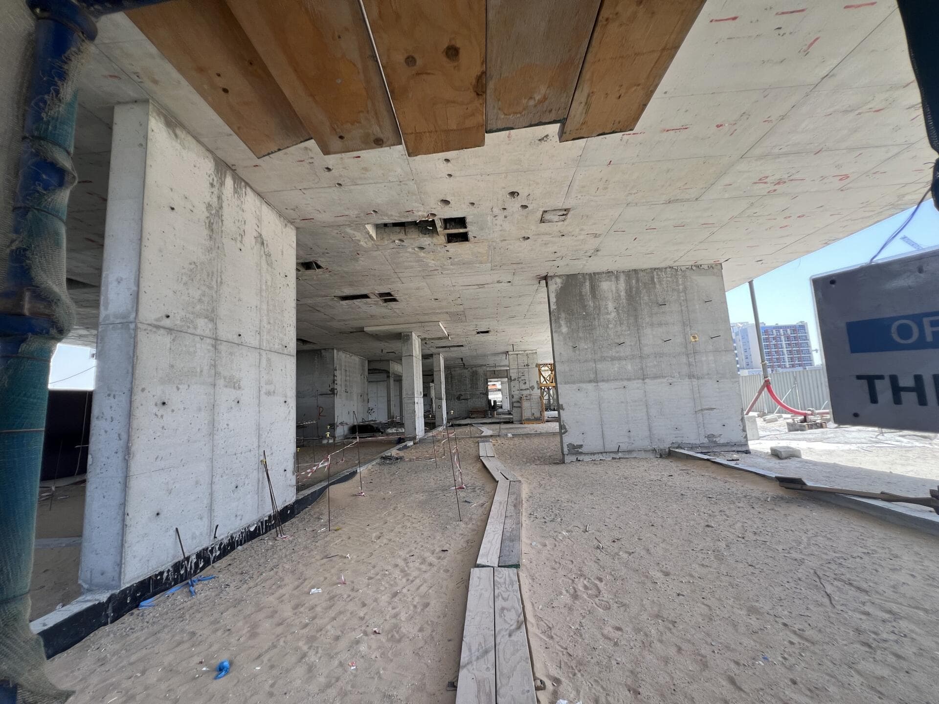 The Corner - Construction