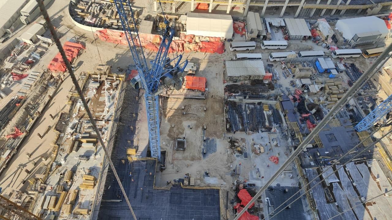360 Riverside Crescent - Construction