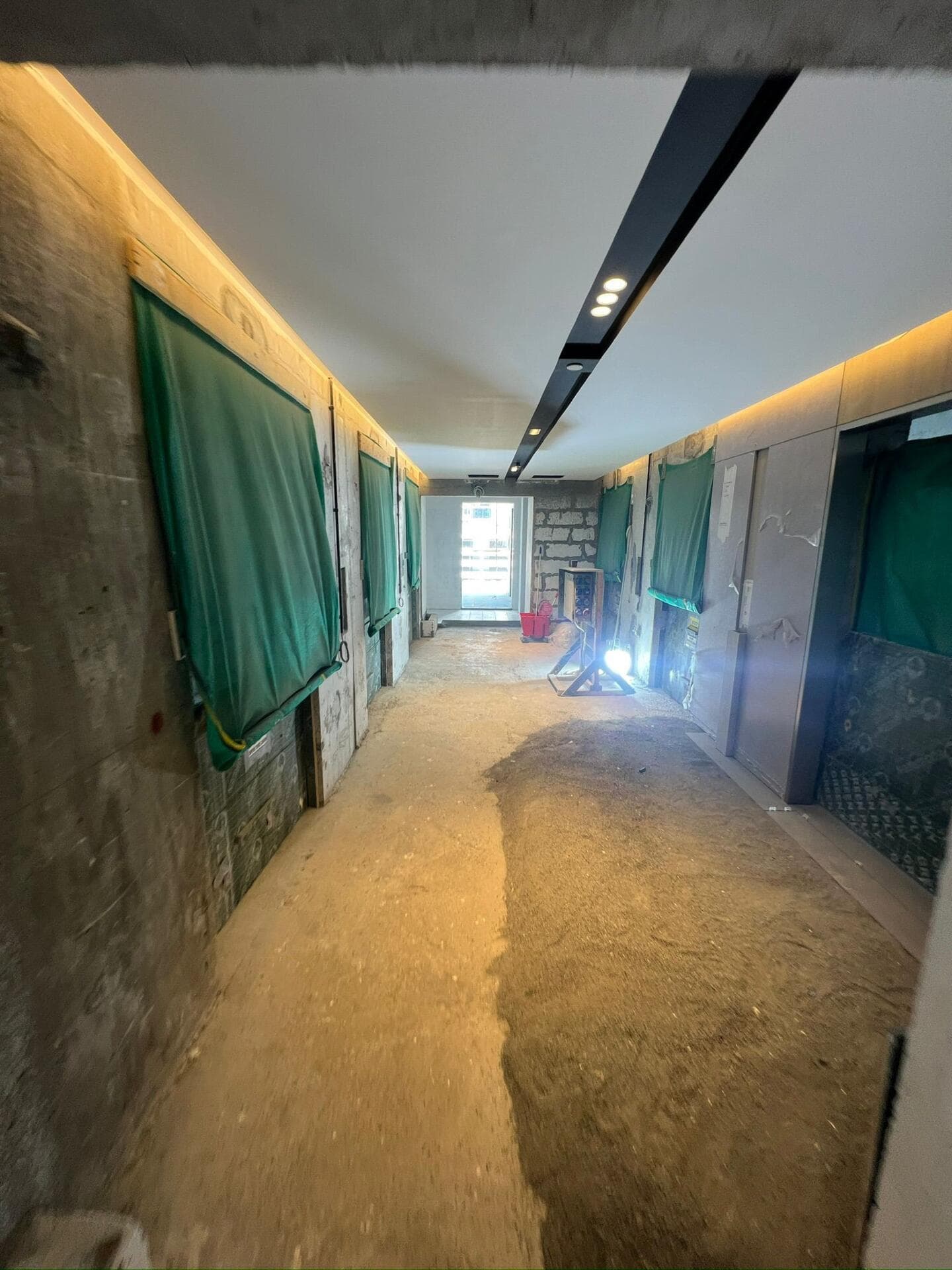 The First Collection Dubai Sports City - Construction
