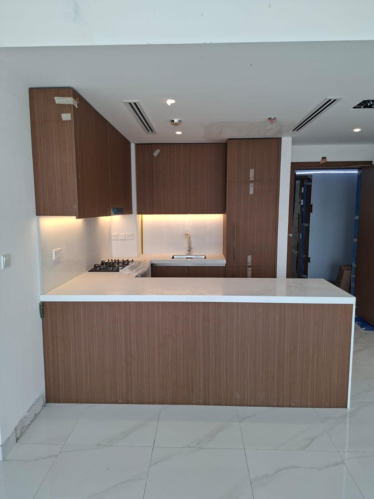 Azizi Grand - Construction