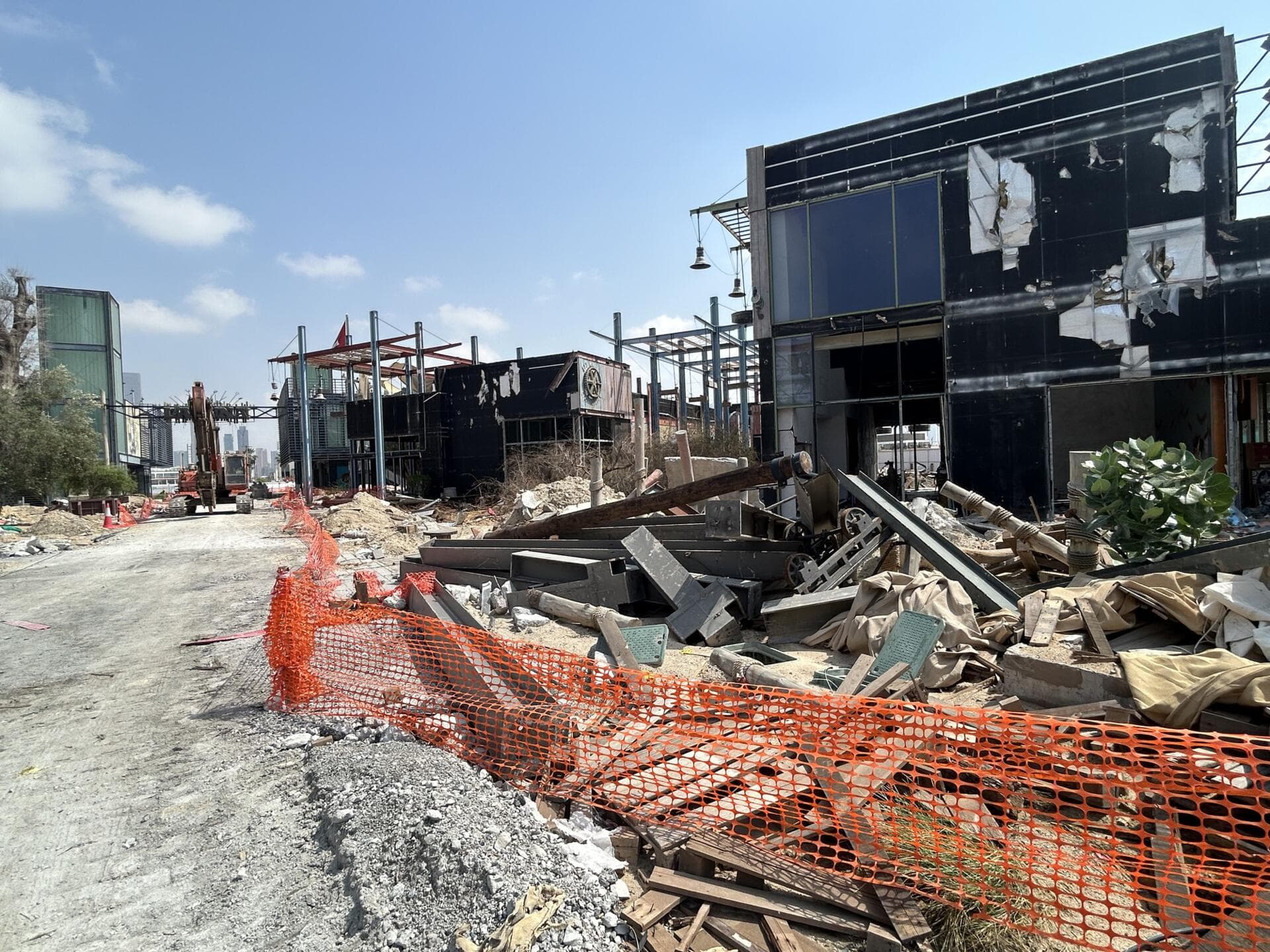 Solaya (4,6) - Construction