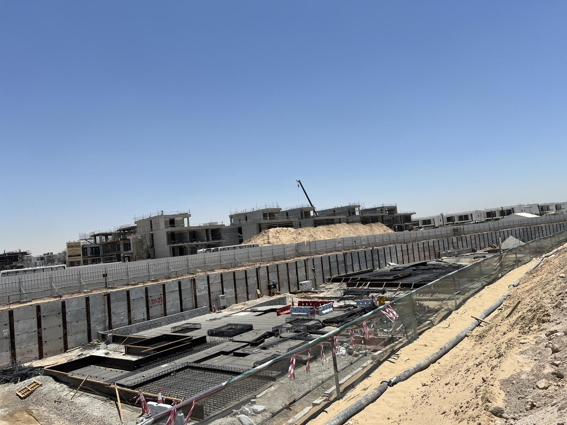 Karl Lagerfeld Villas - Construction
