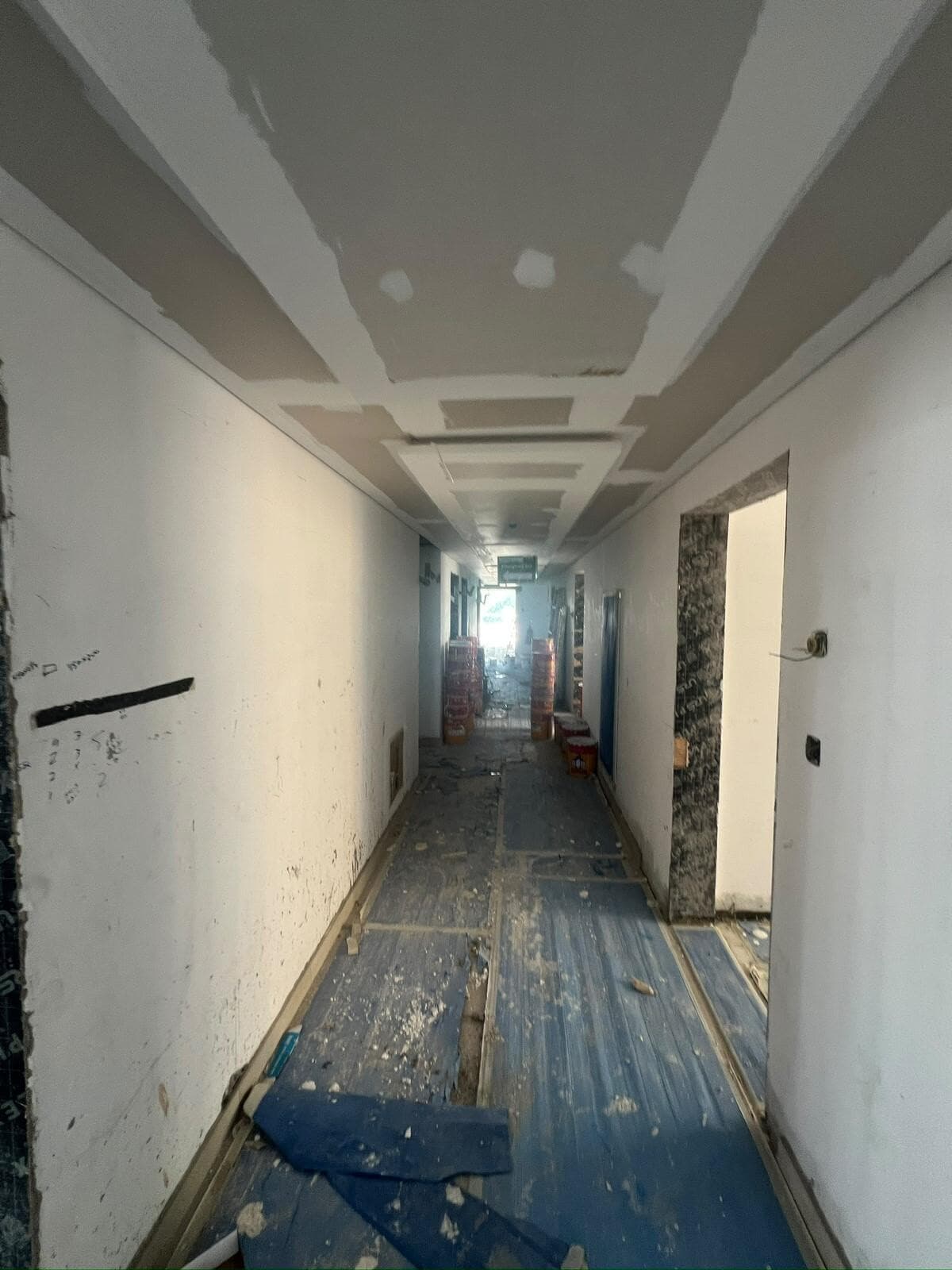 Samana Skyros - Construction