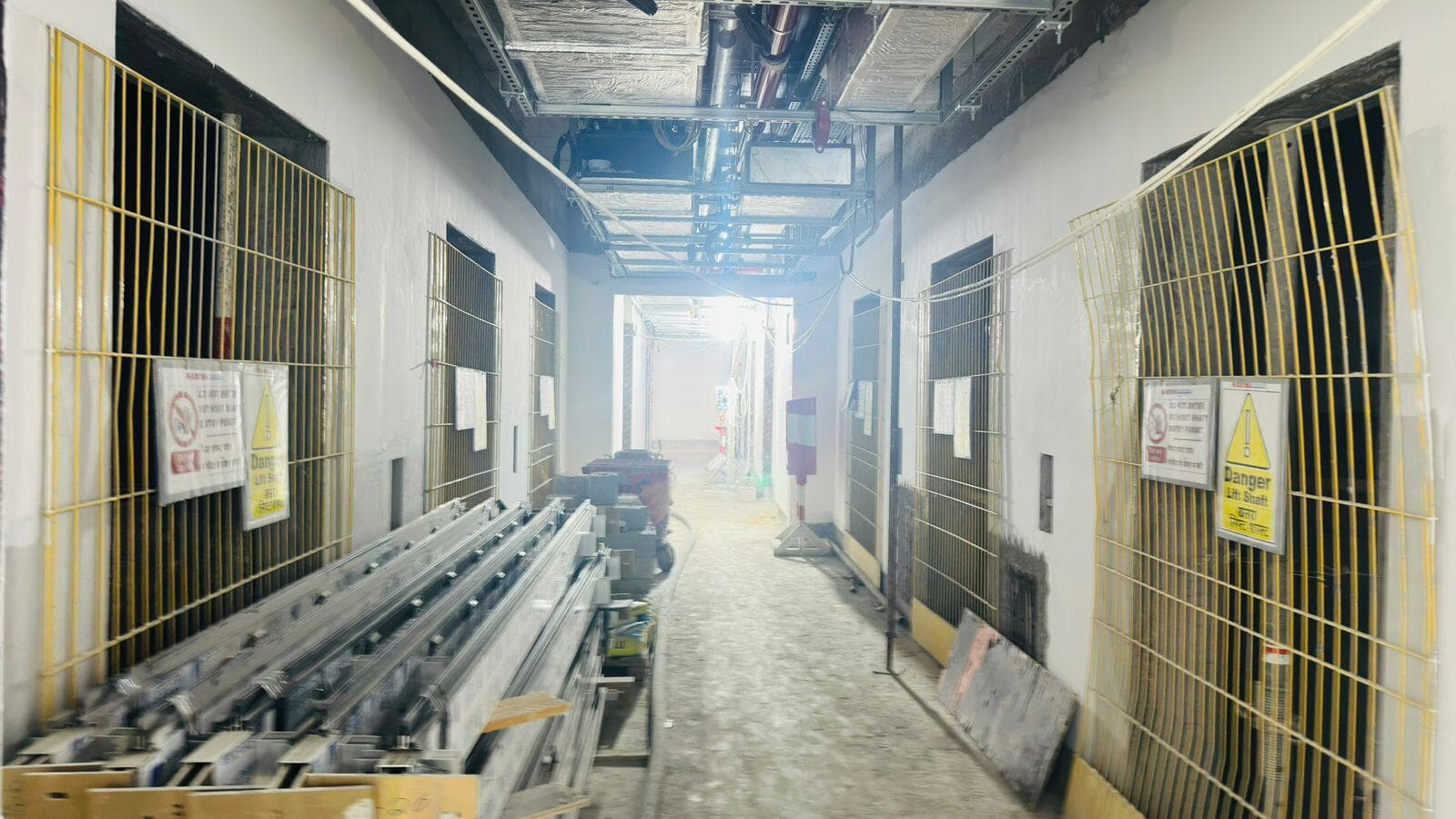 UH - Construction