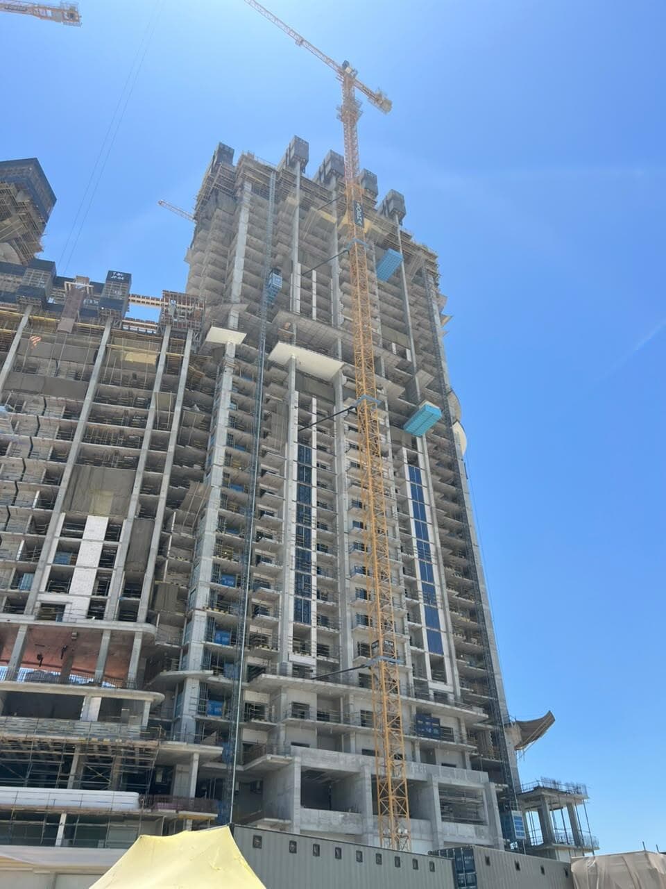 Skyscape Avenue - Construction