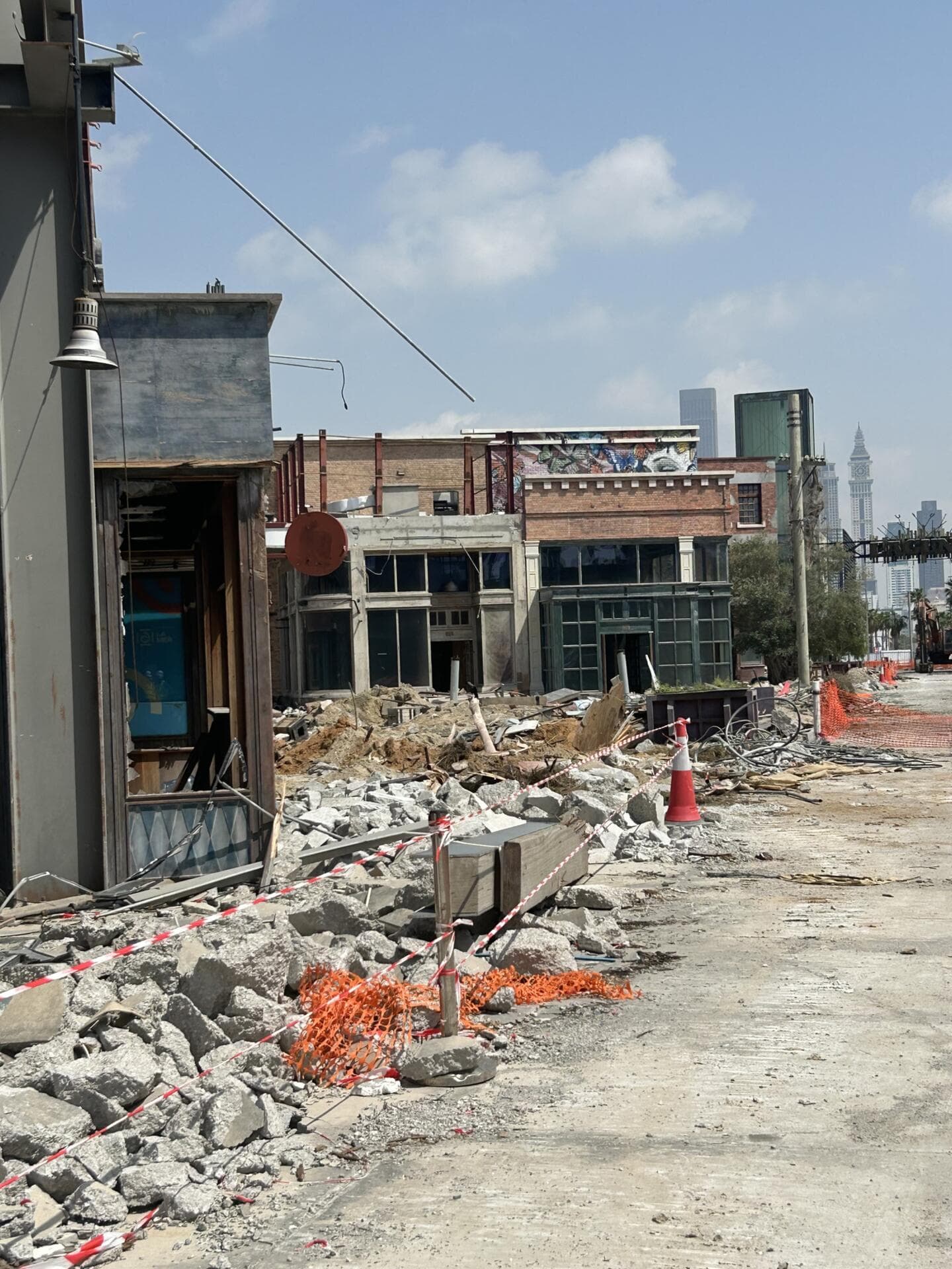 Solaya (5,7) - Construction