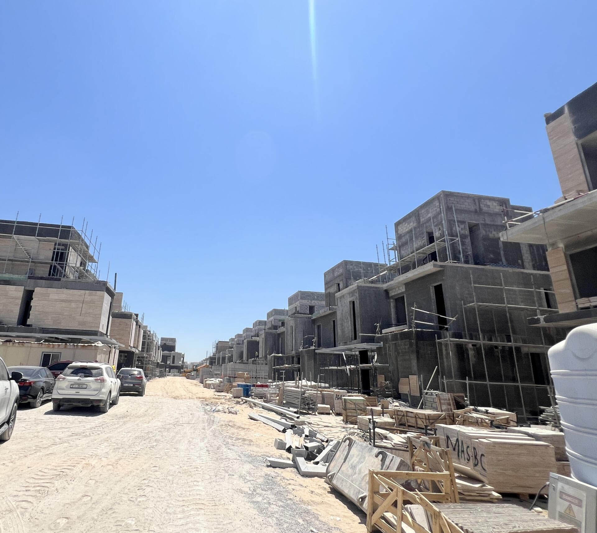 Lua Residences - Construction