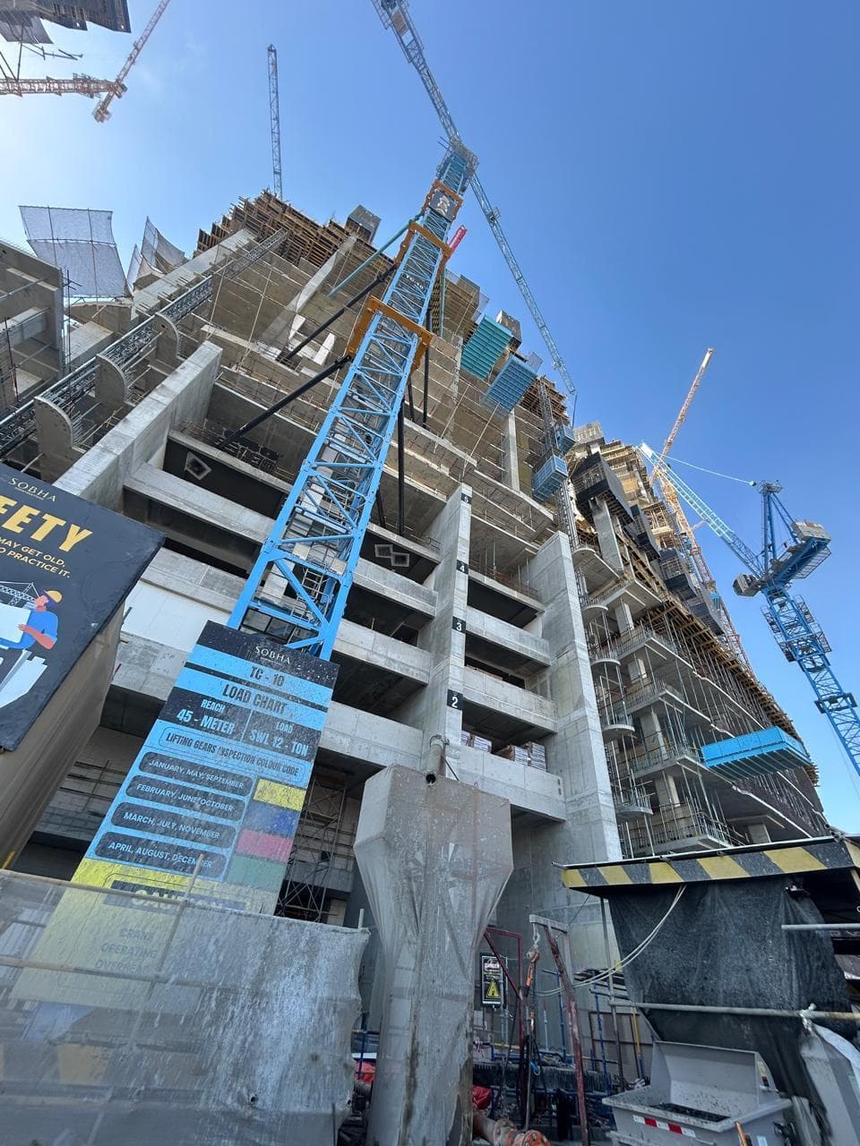 Skyscape Aura - Construction