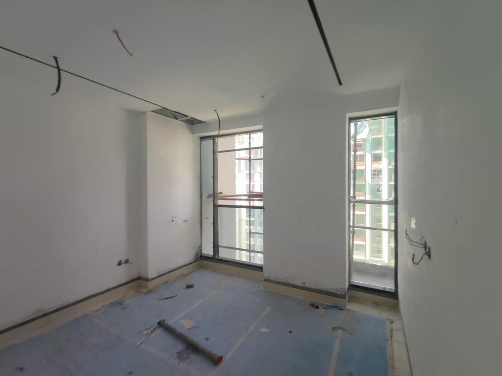 Vue By Crystal Bay - Construction