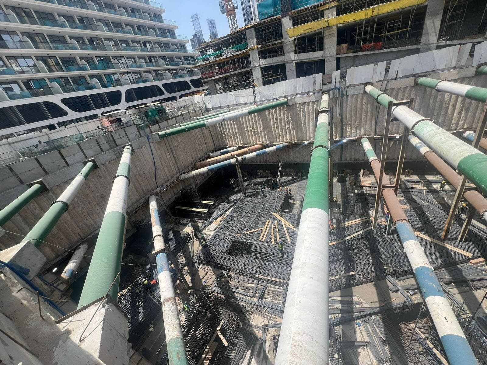 Electra - Construction