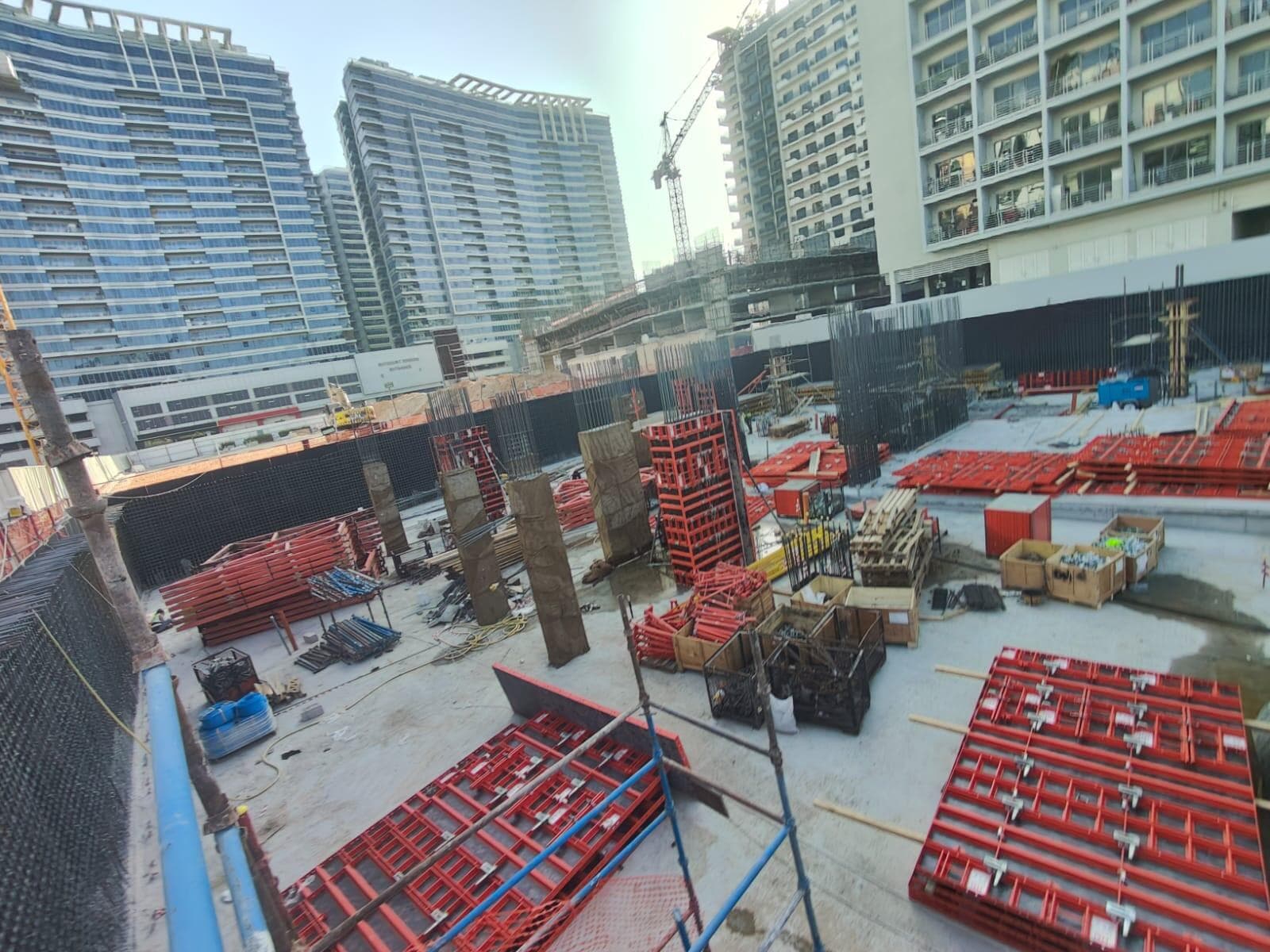 Azra Residence - Construction