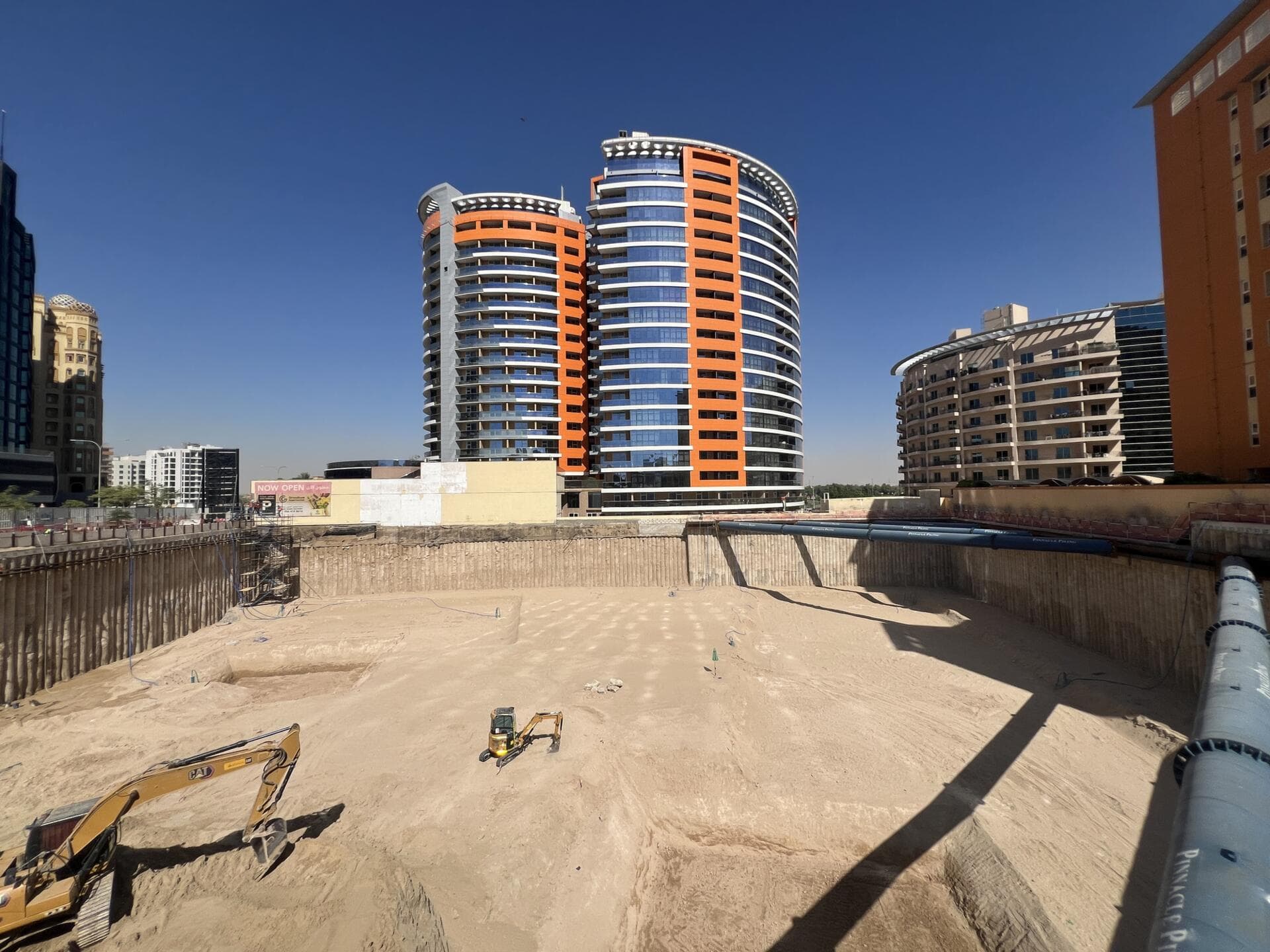 The Hillgate - Construction