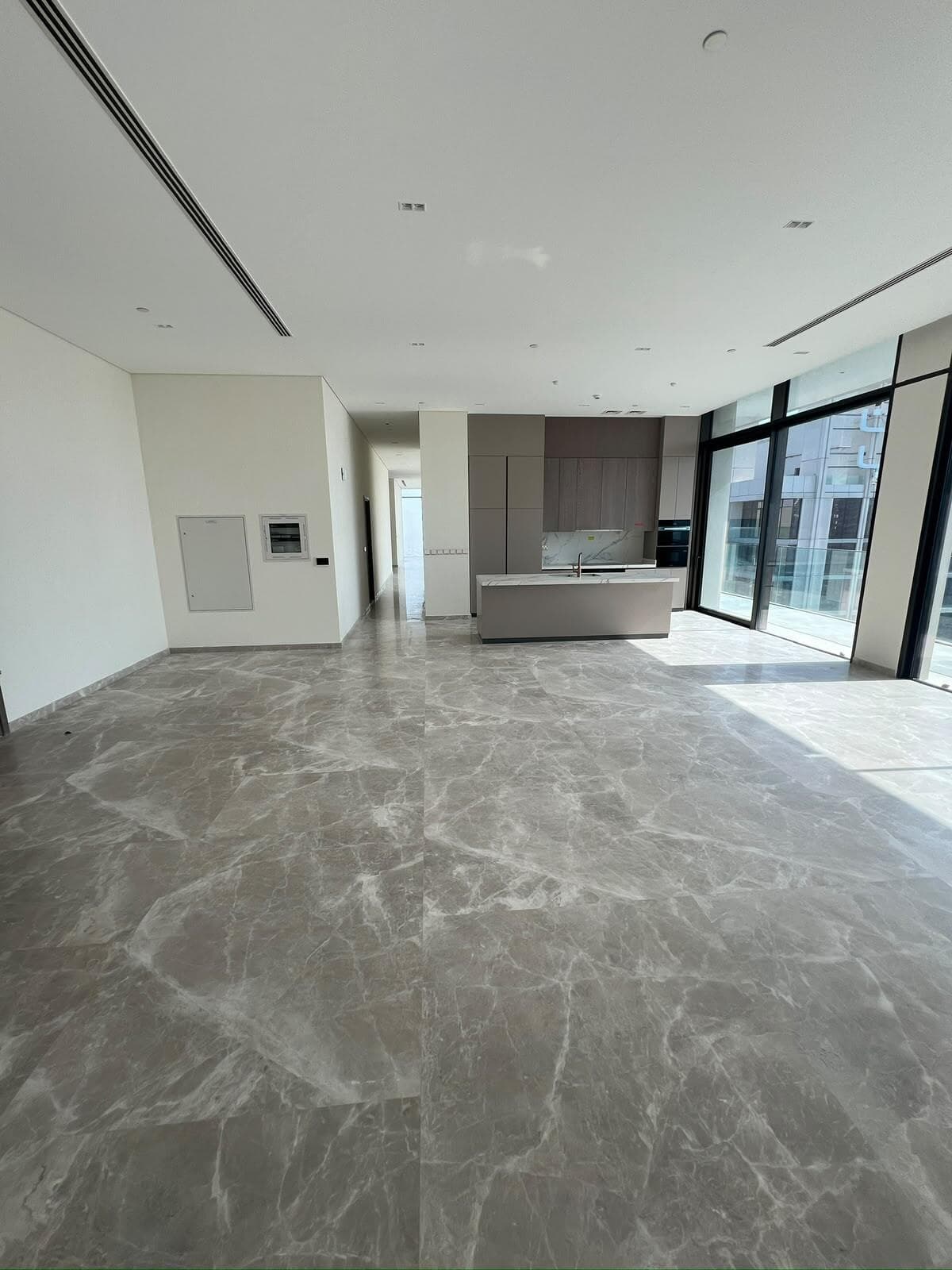 Peninsula Four - Construction
