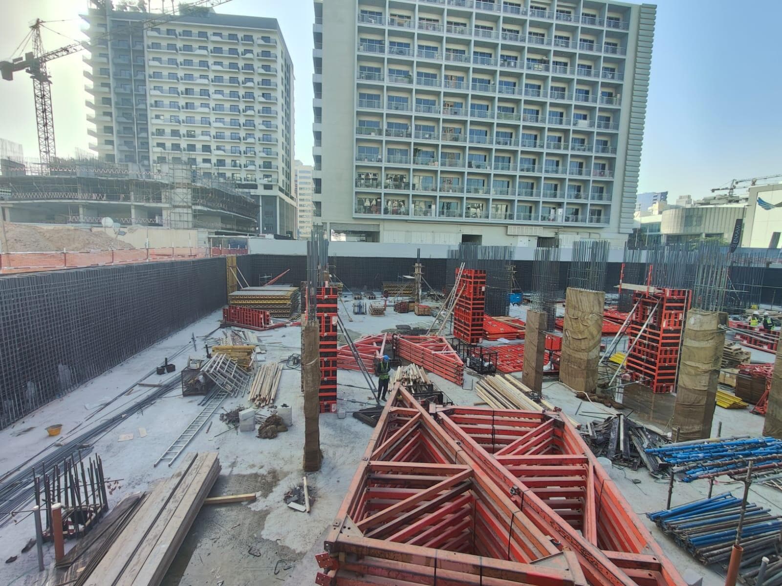 Azra Residence - Construction