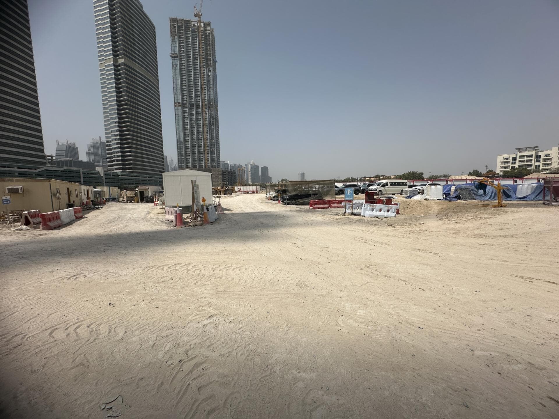 Serenia District - East - Construction