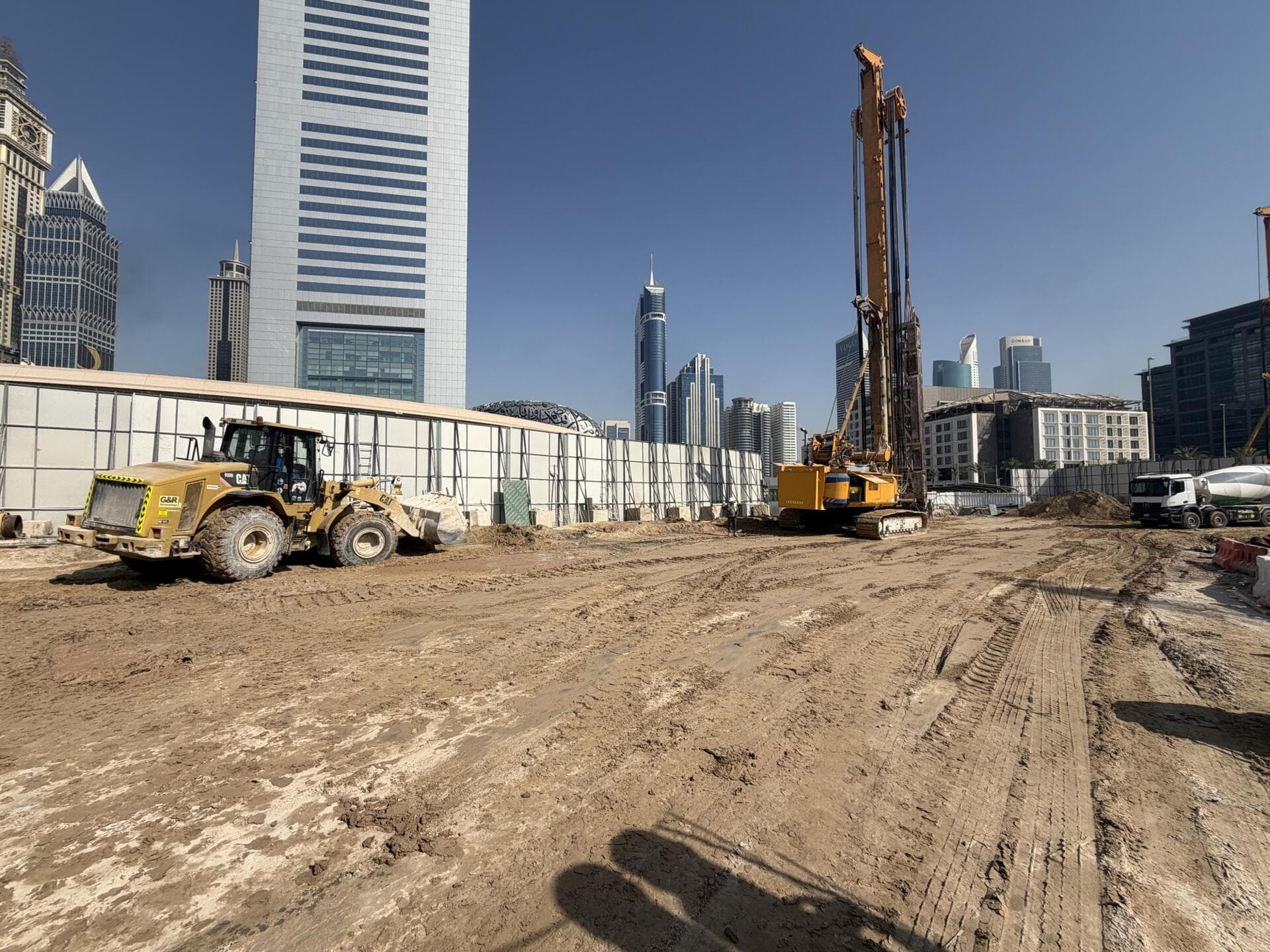 Jumeirah Residences Emirates Towers - Construction