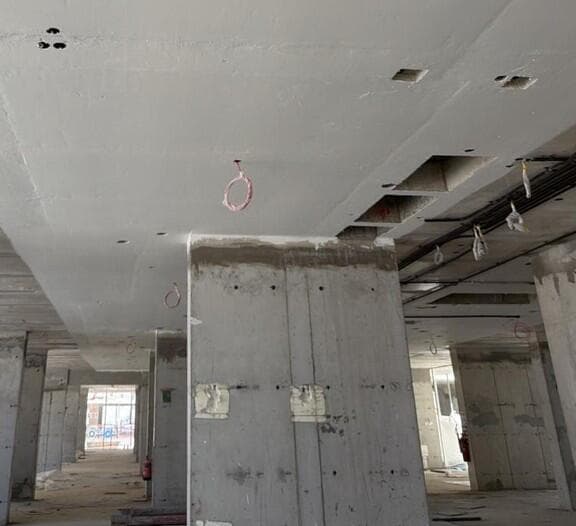 Azizi Venice 14 - Construction