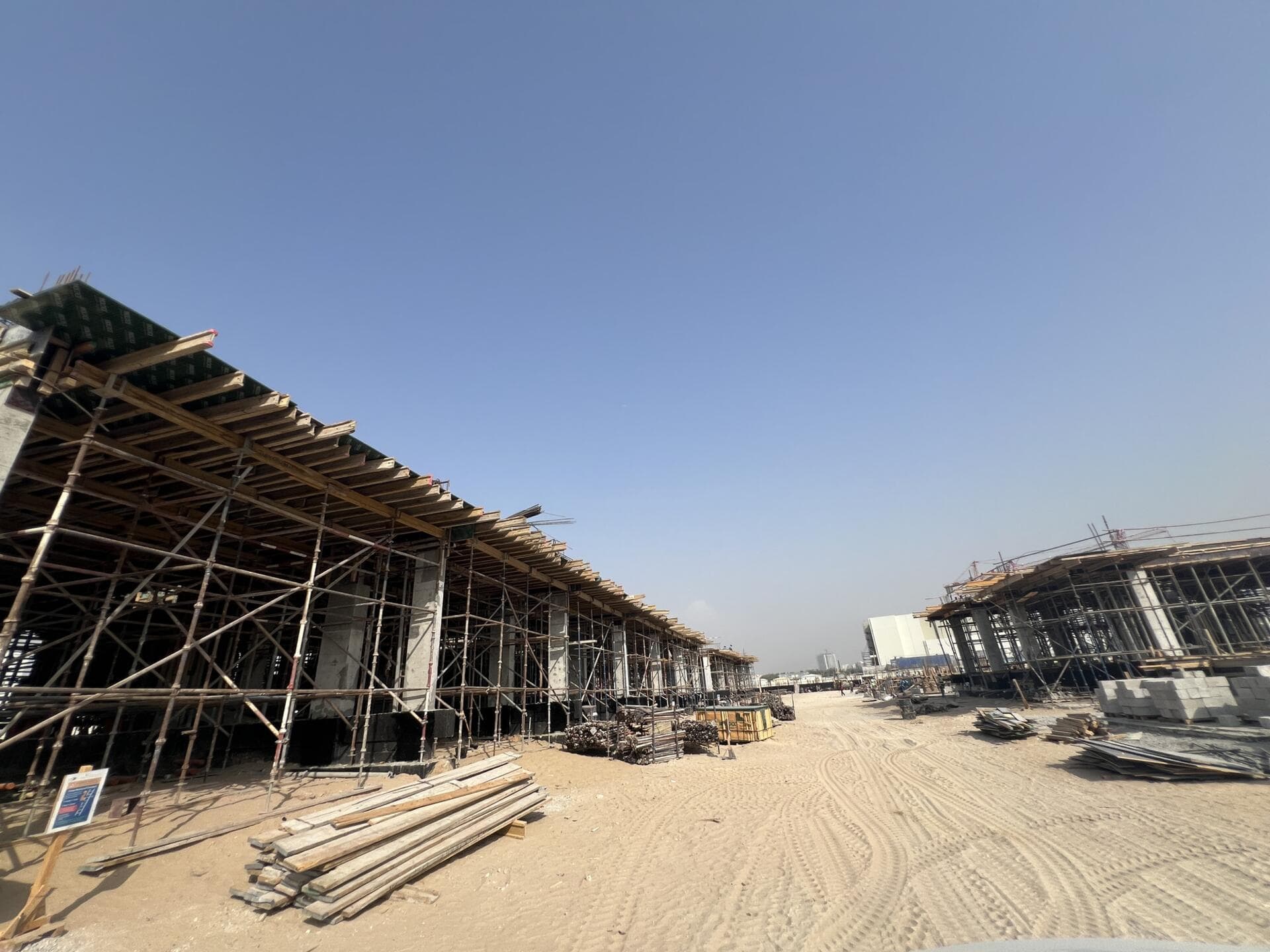 Knightsbridge Phase 1 - Construction