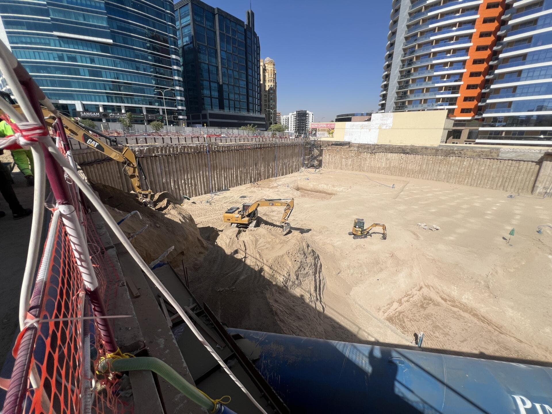 The Hillgate - Construction