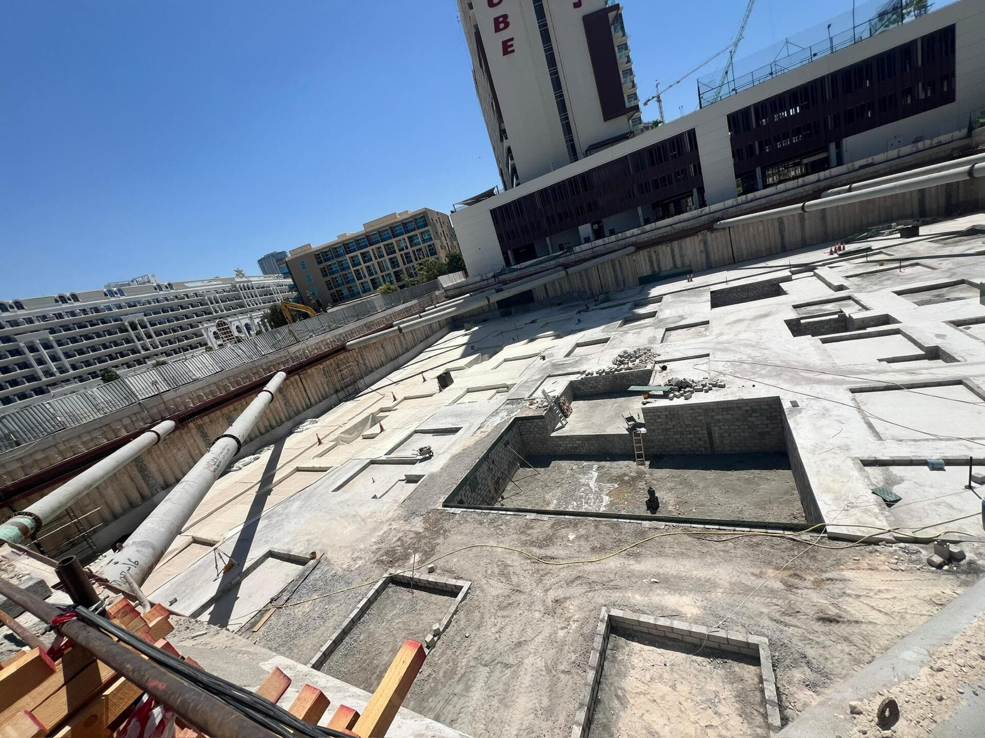 The LX Offices Tower - Construction