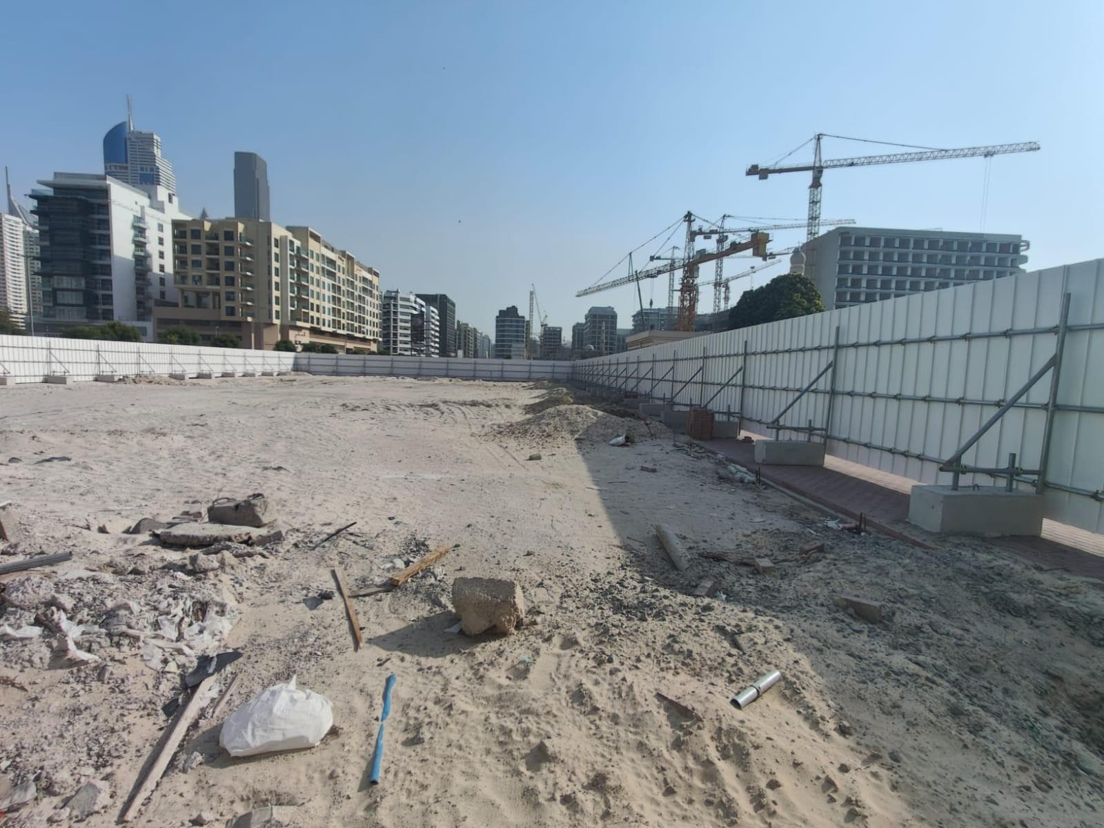 Rabdan Gardens - Construction
