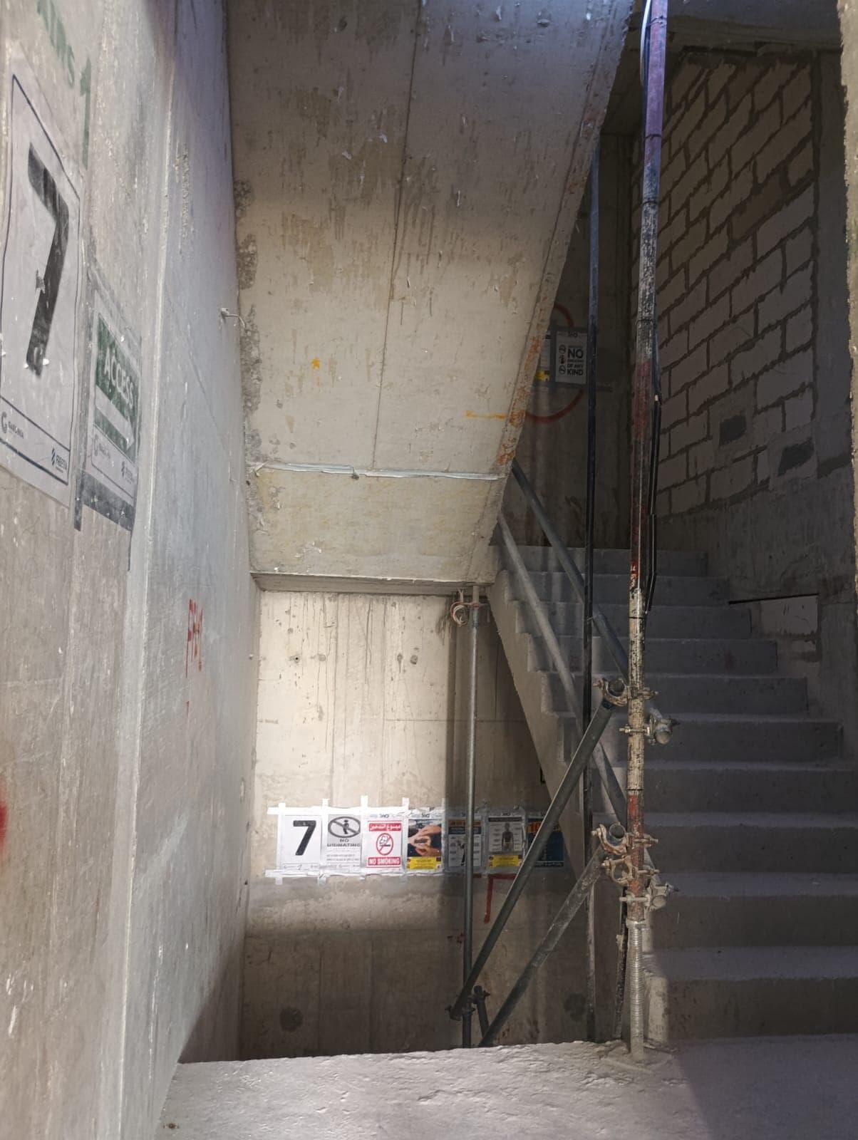 Adeba Azizi Residence - Construction