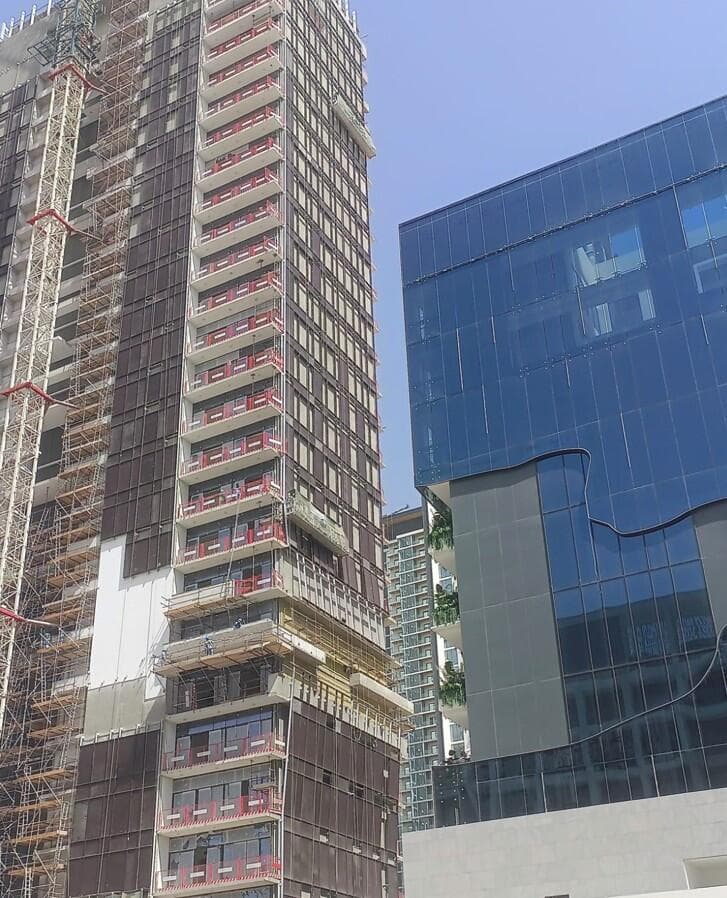 Riviera Reve - Construction