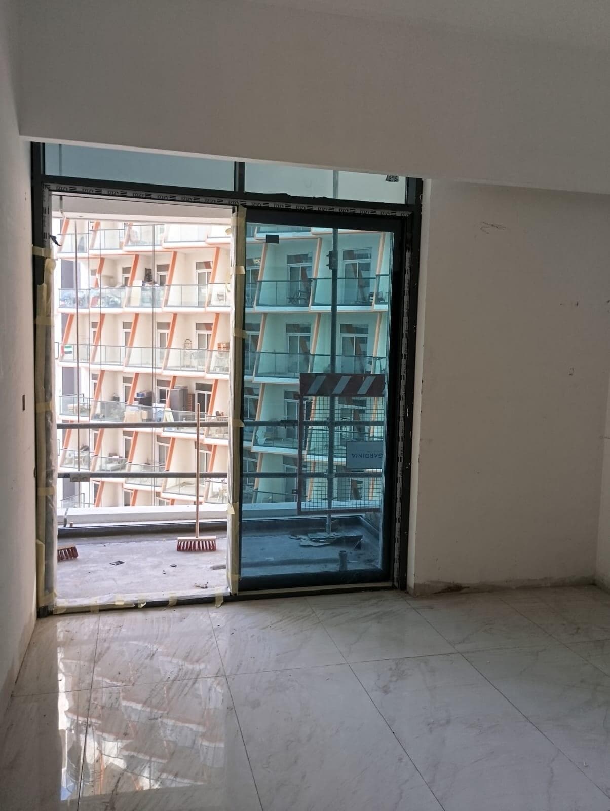 Adeba Azizi Residence - Construction