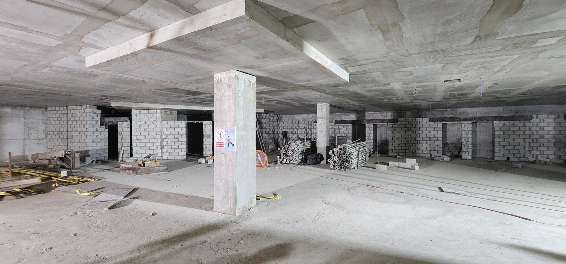 Fairmont Residences Solara Tower - Construction